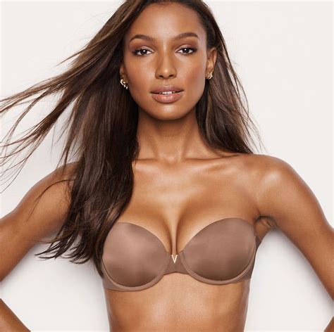 23 Best Strapless Bras You Can Buy In 2018