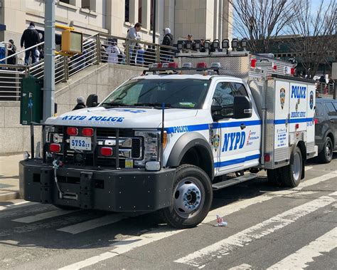Nypd Emergency Service Squad 4 Ford F550 Extended Cab Rep Flickr