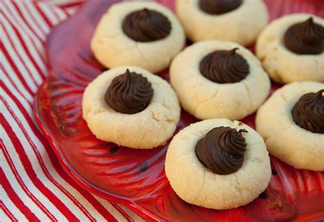 Shortbread Thumbprint Cookies With Dark Chocolate Center Italian Food