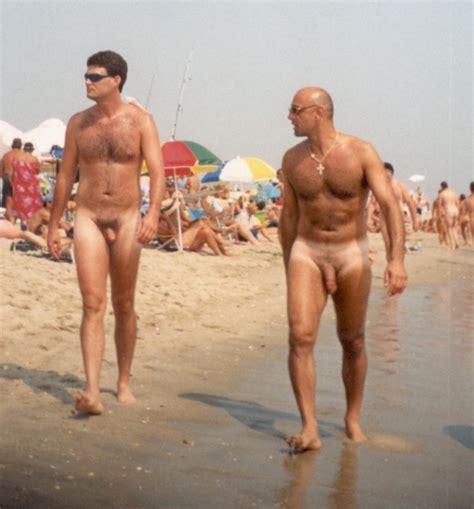Closet Gay Nudist Beach Men
