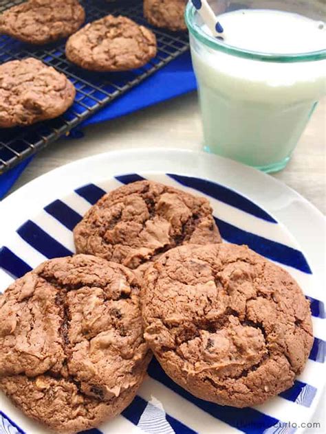 Like a giant oreo biscuit! OREO Chocolate Cake Mix Cookies and Cream Cookies
