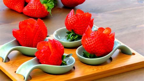 Italypaul Art In Fruit And Vegetable Carving Lessons Art In Strawberry