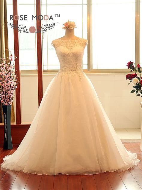 Elegant Princess A Line Wedding Dress With Keyhole Back Illusion Lace Sweetheart Neckline