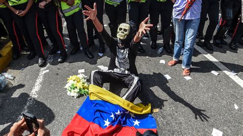 Las Marchas Del 23enero De Venezuela Video Cnn