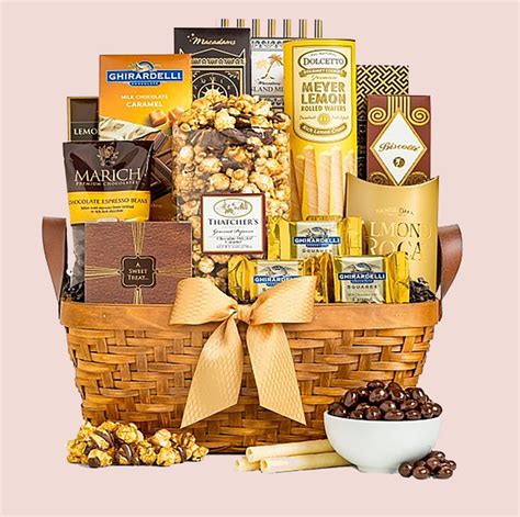 A mother's day foodies hampers for a gourmet mum. 15+ Mother's Day Gift Basket Ideas - Best Gift Baskets for ...