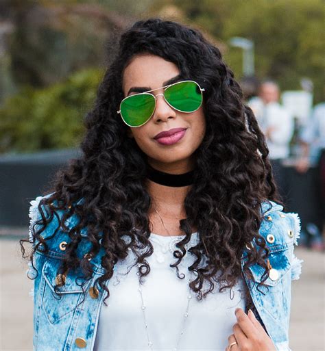 Those who just seem to bounce around perfectly one day and then, you wake up the next morning and your hair looks like a bird's nest? 21 Curly Hairstyles That Are Seriously Cute for 2017 - Glamour