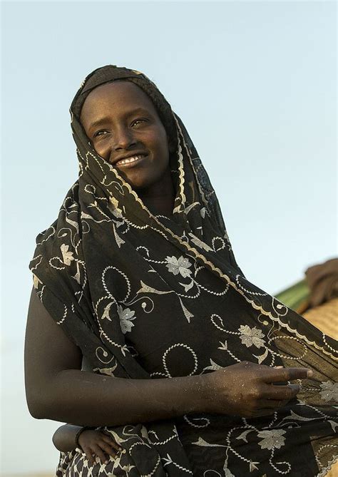 Afar Tribe Woman Putting Her Veil Assaita Afar Regional State