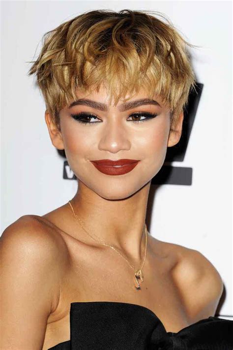 If you've been considering a pixie cut, consider this your ultimate source of inspiration. 2020 Latest Long Pixie Hairstyles With Bangs