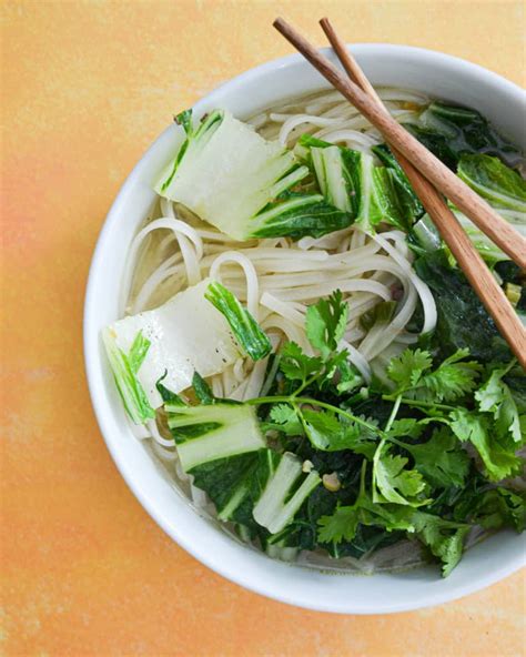 Ginger Scallion Broth With Noodles Elise Tries To Cook