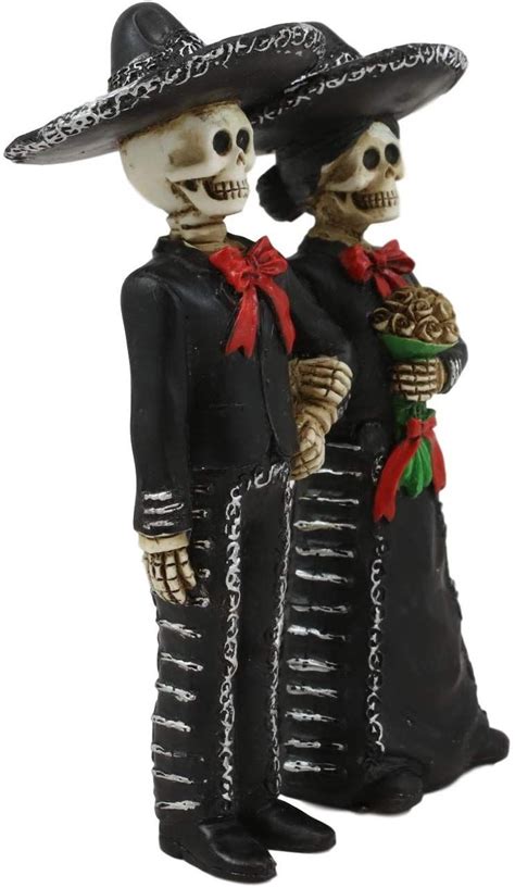 Ebros Dod Wedding Bride And Groom Mariachi Skeleton Couple Figurine 5 5 Tall In 2022 Wedding