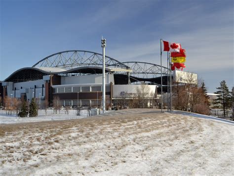 The winnipeg blue bombers are a professional canadian football team based in winnipeg, manitoba and the current grey cup champions. New Winnipeg Blue Bombers Football Stadium | Alpha Masonry