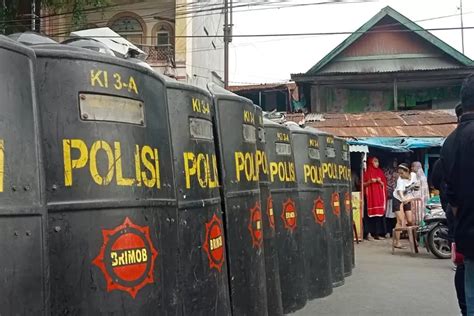 Dor Pasukan Brimob Diserang Bocil Saat Eksekusi Rumah Di Makassar Lombok Insider