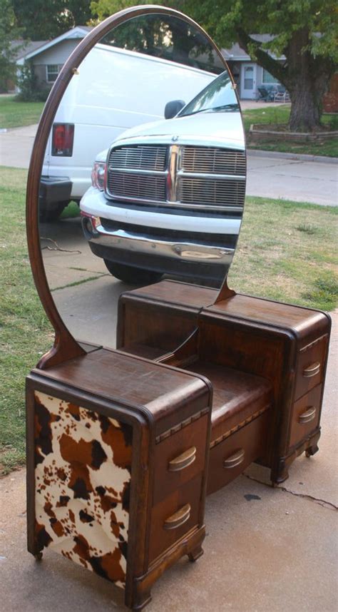 Add more sophistication and style to your beauty regimen with the graceful. Vintage Art Deco Western Country WaterFall Vanity and ...