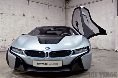 Bmw I8 Hands On The Hybrid Supercar At Rest The Verge
