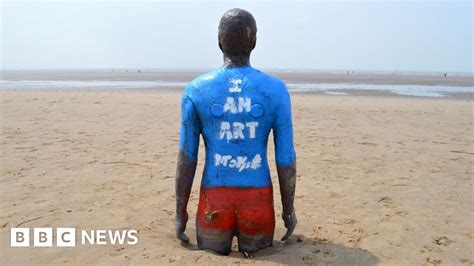 Antony Gormley S Crosby Iron Men Get A Makeover But He S Not