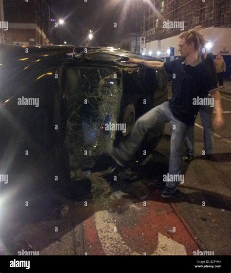 A London Taxi Driver Had A Miraculous Escape After A Car Jumped A Red