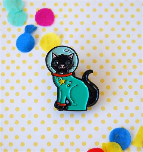 Space Cat Pin Enamel Pin Enamel Cat Pin Cat Jewellery Etsy