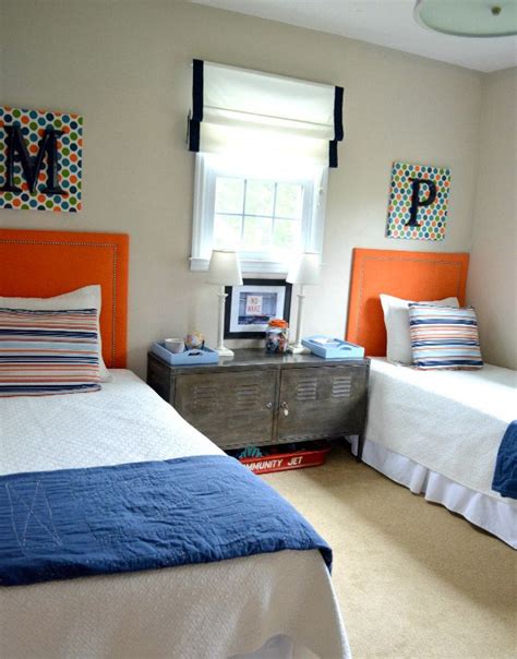 My boys bedroom decor definitely needs a bit of an update, but we are not quite sure were to begin because he is in. Intense Boy Room in Blue and Orange Palette : Awesome Orange And Blue Boys Rooms Design Ideas ...