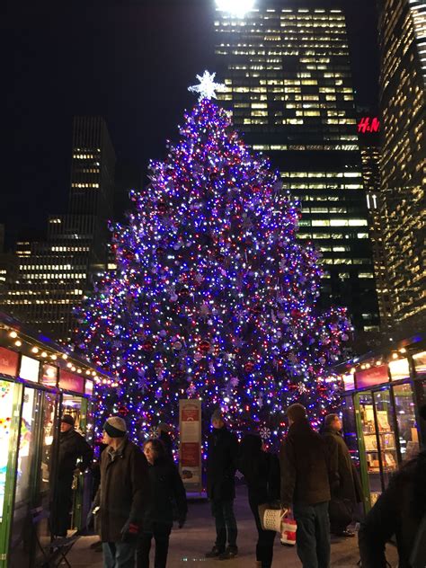 There are 8 vanessa bryant for sale on etsy, and they cost $89.90 on average. Bryant Park Christmas Tree | Christmas, Christmas tree ...