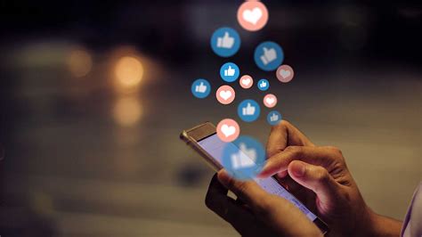 Social Media Addiction Signs Symptoms And Treatment Addiction Resource