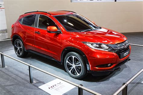 Honda Hr V 2016 Wheel And Tire Sizes Pcd Offset And Rims Specs