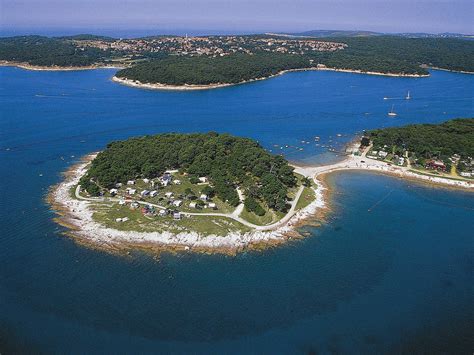 Domki letniskowe, domy wakacyjne, kwatery. Apartamenty prywatne Pula - zona I, Pula, Chorwacja ...