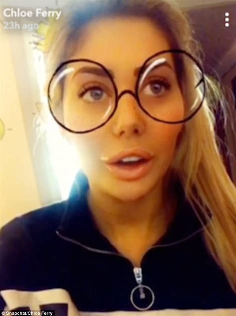 Geordie Shores Chloe Ferry Injects Lip Fillers Herself Daily Mail Online