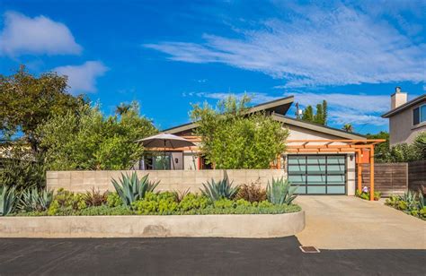 We are experienced in representing buyers and sellers in purchasing and. 1025 Arden Dr, Encinitas, CA 92024 - 3 Bed, 3 Bath Single ...