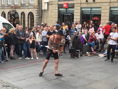 Edinburgh Festival Fringe 2018 Street Performers Eye On Edinburgh