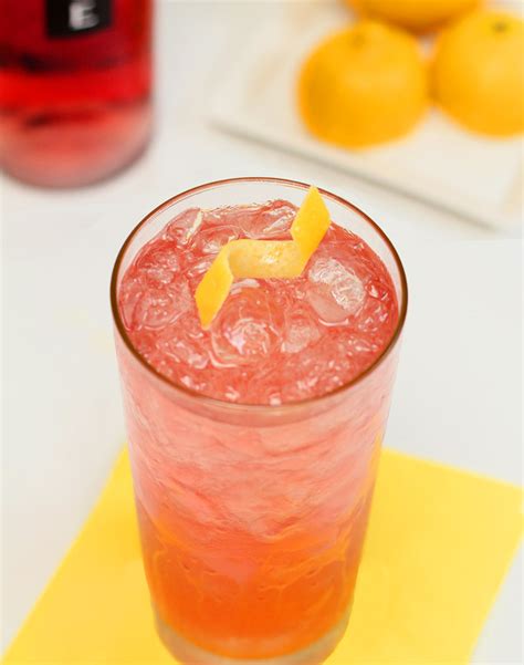 Tequila and pineapple juice combine to make this fruity cocktail made with a fabulous sage syrup. The Lone Ranger - Tequila, Sparkling Rosé & Lemon Cocktail ...