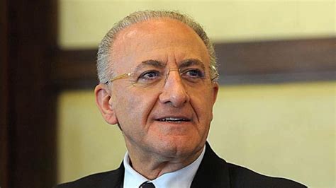 Scuole e università incluse, chiuse da de luca a partire da domani. De Luca: "La collocazione di fascia della Campania è stata ...