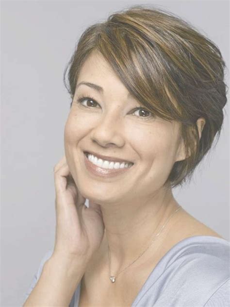 Its in fashion because its so common, the salon looks are so passé with young women are just tucking their hair behind ears to look ever so stylish with oomph and swag. 2021 Best of Bob Haircuts Tucked Behind The Ears