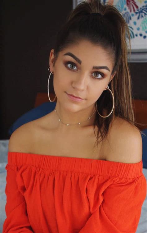 Andrea Russett Height Age Bio Weight Body Measurements Net Worth