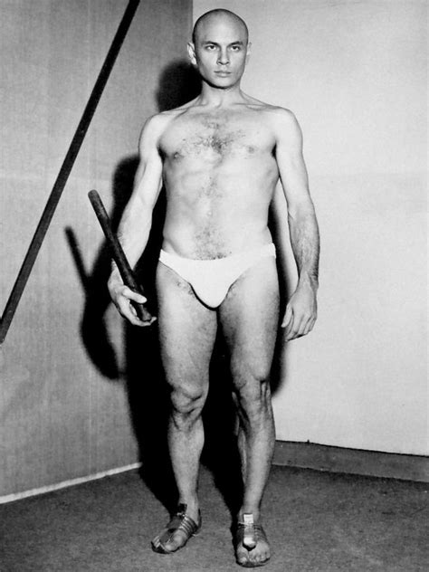 Yul Brynner Hooray For Hollywood Pinterest Yul Brynner Hollywood Men And Famous People