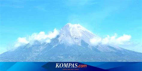 Gunung berapi terbesar di sumatera adalah supervulkantoba, 100 km (62 mi) × 30 km (19 mi) di kedalaman danau toba, yang terbentuk setelah keruntuhan kaldera (sekitar 74.000 bp). Letusan Merapi dan Puluhan Gunung Berapi di Dunia ...