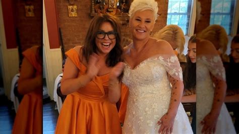What Did Rachael Ray Do For The First Time At Anne Burrells Wedding