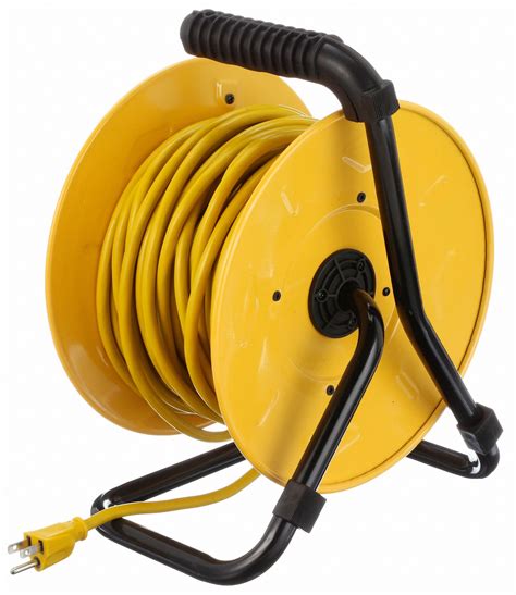 Lumapro Extension Cord Reel Hand Operated 120v Ac Quad Receptacle On