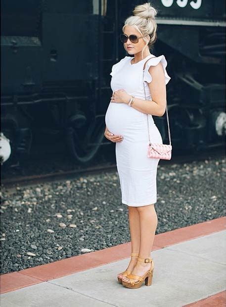 Pregnant Summer Outfits