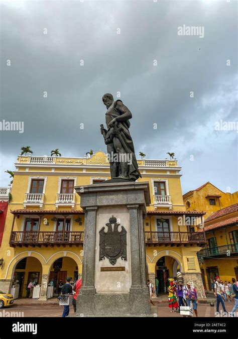 Cartagenacolumbia 11519 A Statue Of The City Founder Pedro De