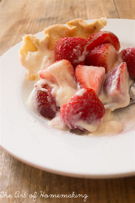 Strawberries And Cream Pie The Art Of Homemaking