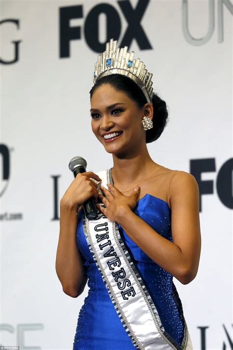 Miss Universe 2015 Wrong Winner Crowned In Epic Fail See Winner