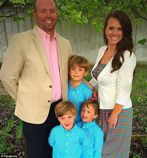 Alabama Mother Of Three Pregnant With Sextuplets Daily Mail Online
