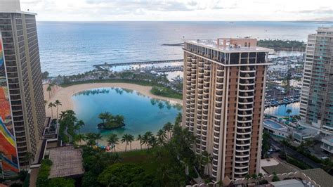 Hilton Grand Vacations At Hilton Hawaiian Village Travelin With Theresa