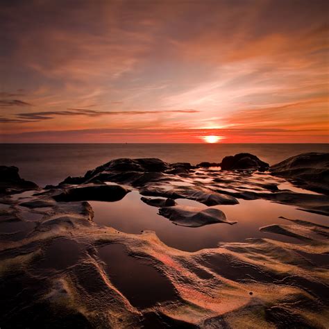 Green pasture on mountain wallpaper background. Free download Top iPad landscape wallpaper iPad ...