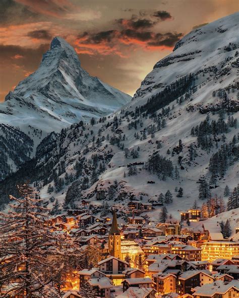 Compartir en facebook compartir en twitter. #lugares #belleza #paz #montañas #nieve #ciudad #atardecer ...