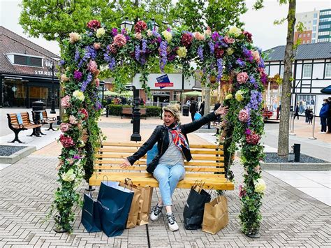 Lucas de man (avrotros) aicha marghadi (at5, nos,. Pauline Wingelaar - Home | Facebook