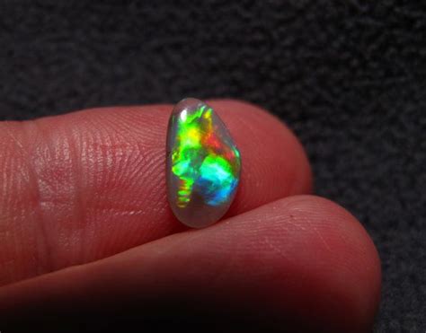 Stunning Bright Lightning Ridge Crystal Opal Amazing Color Etsy
