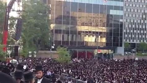 Ultra Orthodox Ny Jews Protest Israeli Legislation