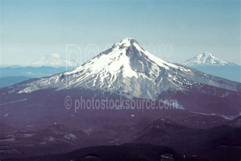 Photo Of Mt Rainier Hood Adams By Photo Stock Source Mountain