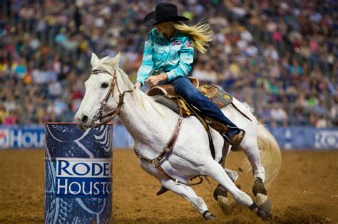 Barrel Racer Bass Paces Field At Rodeohouston Houston Chronicle